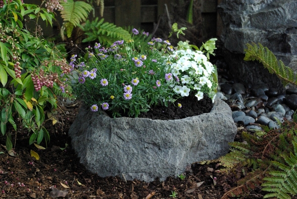 Accent Planter | Faux Rock Bubblers